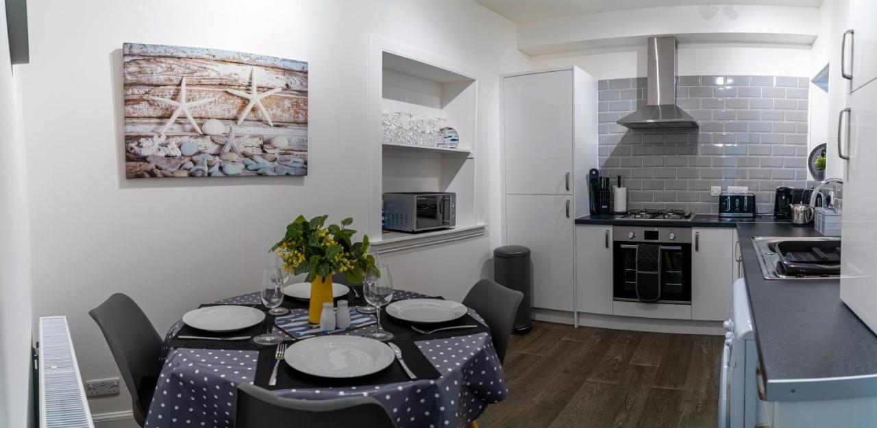 The Old Paint Shop Apartment - Centrally Situated Anstruther Bagian luar foto