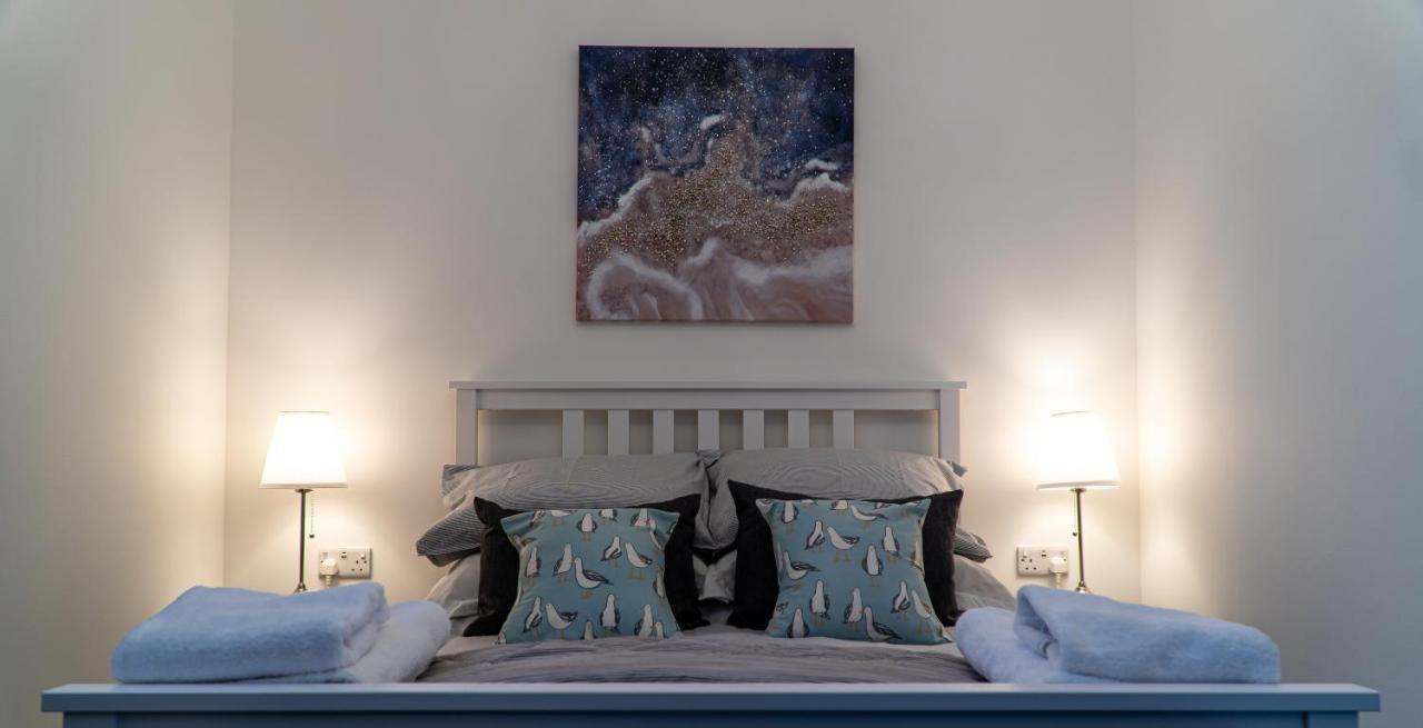 The Old Paint Shop Apartment - Centrally Situated Anstruther Bagian luar foto