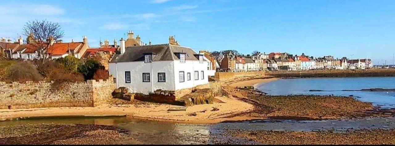 The Old Paint Shop Apartment - Centrally Situated Anstruther Bagian luar foto